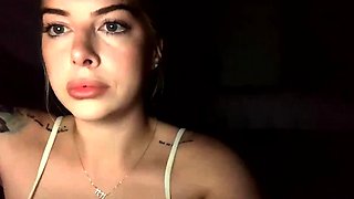 Big boob brunette masturbates on webcam