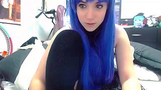 Cute blonde amateur webcam teen masturbating