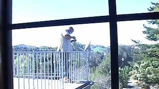 Neighbor gets great fuck and blow job
