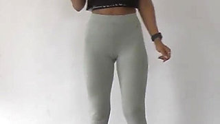 While Nomi Is on the Phone, the Slave Has an Orgasm