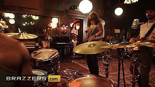 Fresh Yr, Fresh Beef whistle Abigaiil Morris, Alexa Chains / Brazzers/ Inject XVPROMO on official website for discount