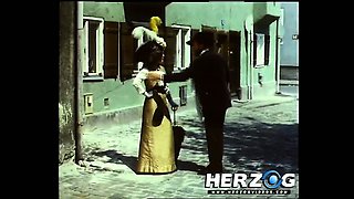 Sexy babes bang with a guy for a retro photoshoot