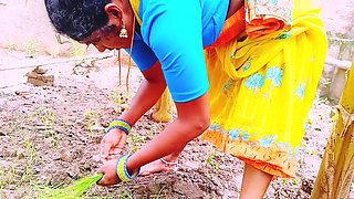 Villege Outdoor. Beautiful Saree Village Maid Fucking with Land Owner. Telugu Dirty Talks.