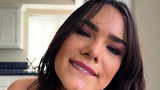 Ivy Ireland Showing Off Her Tits