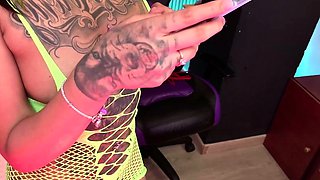 Bondage fetish solo toying hussy