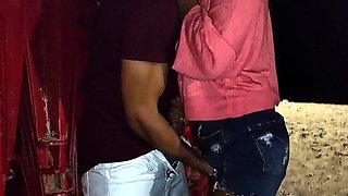 Exibicionista lady loves fellatios while being filmed -