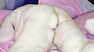 Teaching New Boy New Tricks When He Fingeres Grannys Clit