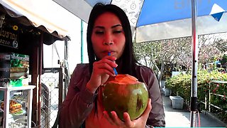Young Thai MILF picked up at viewpoint