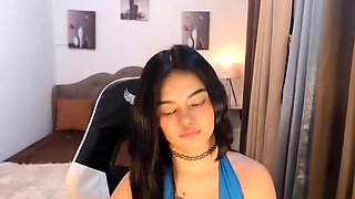 Love Chat Big Boobs Brunette Masturbating For Cam