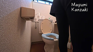 Daily Life of a Japanese Wife Toilet 2