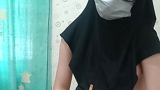 Viral Beautiful Hijab Student Has Illicit Sex With Her Classmates