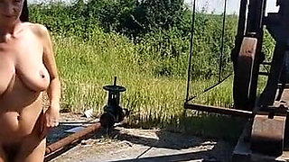 Outdoor Nudity: Oil Industry