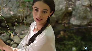 Eveline Angel's Solo Passion in Outdoor Stay Bliss