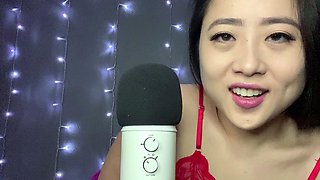 Amateur Webcam Cute Teen Plays Solo