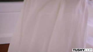 Skinny Angel enjoyed her ass eaten and smashed