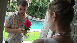 Blonde Milf Velicity Von, Rims & Gets Rimmed In Analingus Sex Session