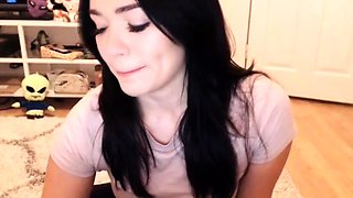 Beautiful Amateur cute teen babe toying pussy