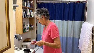 A Gentleman Commissioned a Video of Me Shaving My Pussy