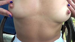 My first outdoor amateur masturbating video