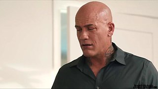 Derrick Pierce and Max Fills Fuck Stepmom in Hardcore Threesome