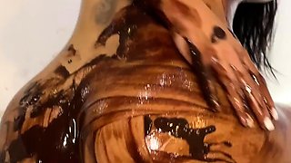 Love Chat Big Boobs Brunette Masturbating For Cam