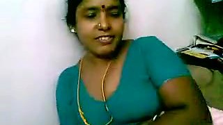 Horny man has fun with his juicy indian slut on bed