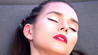 WowGirls - Leona Mia - Seducing Agent