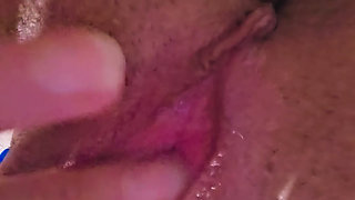 Ana puts strong clamps on Liz's horny pussy...