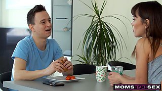 Lusty milf Alyssa Reece lets virgin stepson practice pounding her pussy before his date: Porn