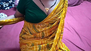 Landlord Aunty seduced a college boy to satisfy her desires