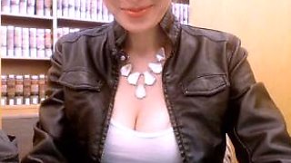 Amateur blonde teen intense masturbation