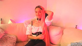 Teen Adele's smooth shave reveals her bold ink