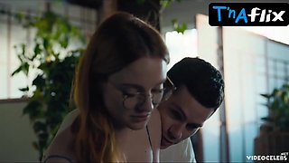 Aisling Franciosi Fun bags Sequence in Twinless