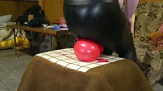 Bigbootylucy Sit Popped 16 Very Strong Heart Shaped Balloons! 2 Cameras with Slow-mo!