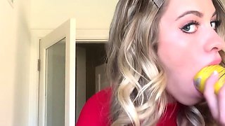 Blonde teen Sierras first erotic masturbation video