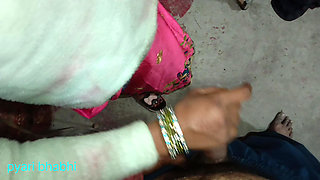 The best handjob came out of the water of the brother-in-law's cock, the handjob.