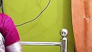 Horny Bhabi Wants Big Cock in Her Pussy Big Butt