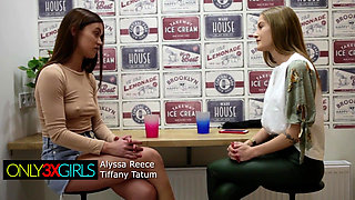 Alyssa Reece fingered to orgasm by Tiffany Tatum