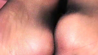 Nylon Feet & Pussy