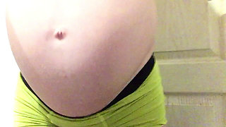 Pregnant 37 Weeks Pee Desperation