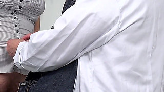 Pregnant Kaylea Tocnell Gets Her Big Hairy Pussy Stimulated to Orgasm