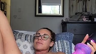 Hot Busty Webcam Babe Masturbate Solo