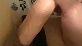 Darling Dildo and Pussy Close-up