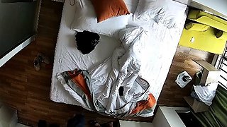 Chubby amateur nude on hidden cam