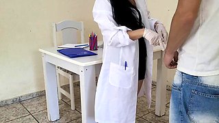 Kasallpimenta Doctor Gives In to Patients Big Cock