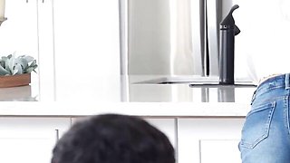 Innocent Brooke Barclays - POV clip - Mom Wants To Breed
