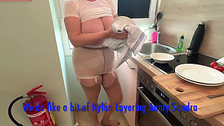 Aunty Sandra on Domestic Duties Vgq42