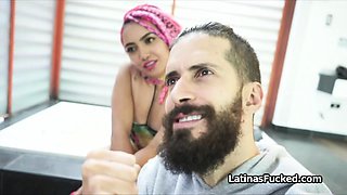 Unique Latina fucked on her first casting