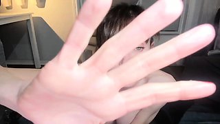 Big tit MILF loves to show off her big boobs