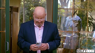 MILFY Bombshell Milf Holly Cheats On Hubby With Young Stud - Holly Hotwife